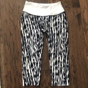 ‼️3/$20 4/$25‼️ NWOT Prismsport cropped leggings
